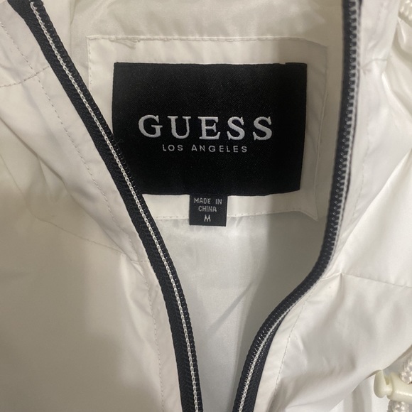 Guess wind breaker 1/4 zip hoodie - Picture 2 of 3